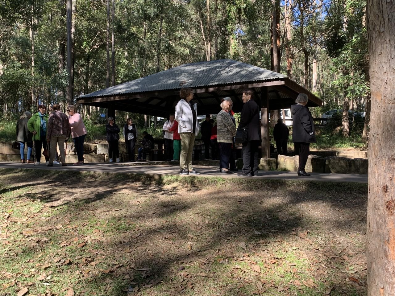 Members & guests enjoyed morning tea before visiting the Daisy Hill Koala Reserve during a day bus trip in July 2025