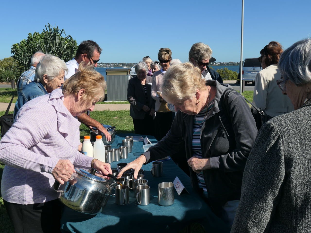 Redlands Museum Coach - 18 May 21.
Morning Tea at Cleveland Point