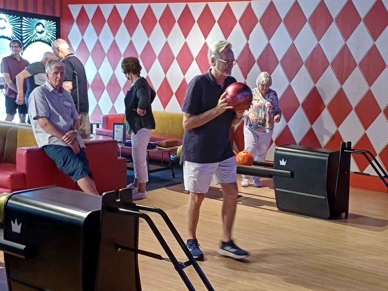 October 2025.
October 2025.
'What Makes Older Australians Happy?'
 Our New Farm Branch Secretary enjoying the fun at the launch of the NSA Research Report in Archie Brothers Arcade in Brisbane.