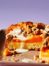 Peach crumble sheet cake