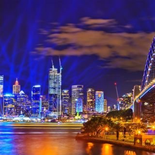 Vivid Sydney & the Hawkesbury Region