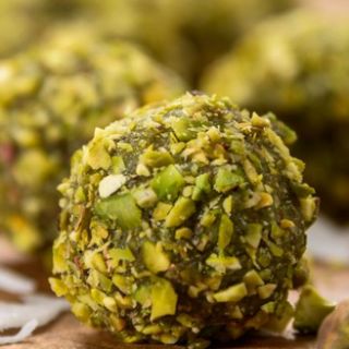 Pistachio peppermint truffles