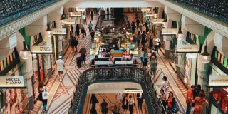 'Distraction fraud' warning