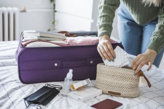 Advice on travelling with medicines 