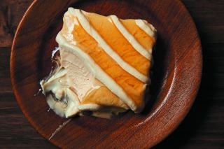 Salted caramel semifreddo