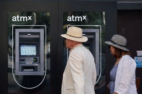 Keeping cash within reach for Australians