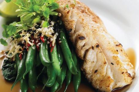 Ginger Sesame Beans with White Fish 