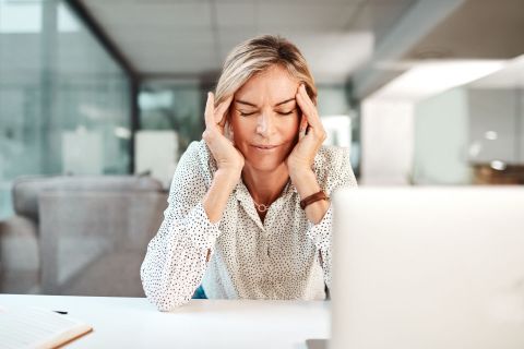 The pros and cons of owning a credit card