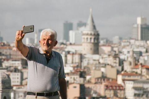 Seniors embrace ‘grey gap year’