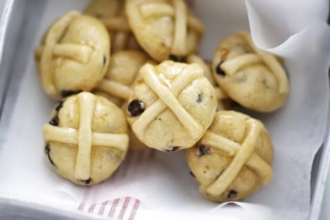 Hot cross bun cookies