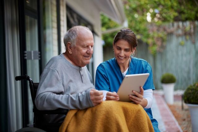 Looking to switch providers? Five questions you should ask your Home Care provider